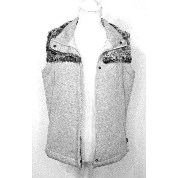 The North Face Jackets & Blazers - The North Face Womens Hybrination Thermal 3D Faux Fur Vest Gray Pockets Size Med